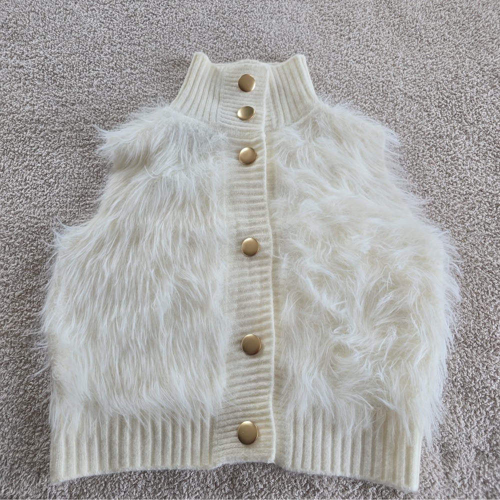 Oliver O Shaggy Faux-Fur Vest Button-Up Cream Size S NWT Boho-chic